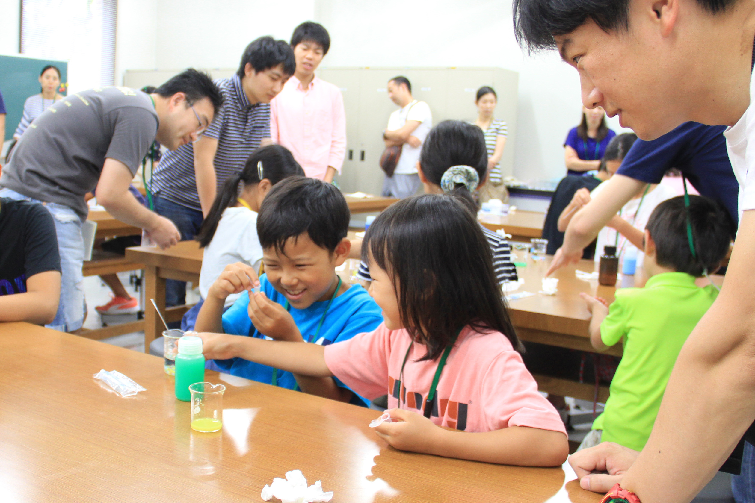 カラフルビーズを作ろう