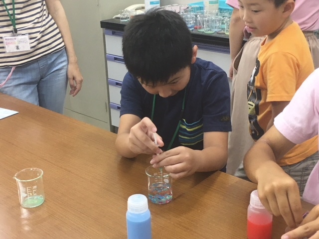 カラフルビーズを作ろう